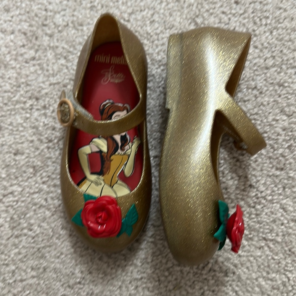Mini Melissa;